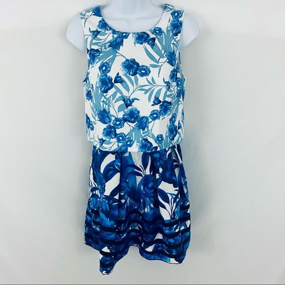 NWOT Romeo&Juliet Couture Layered Dress Size Medium - Picture 1 of 10